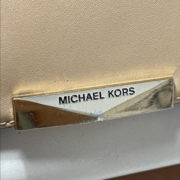 Micheal Korrs Jade Large Tri-Color Leather Crossbody Bag With Gold Tone Chain - Picture 14 of 15